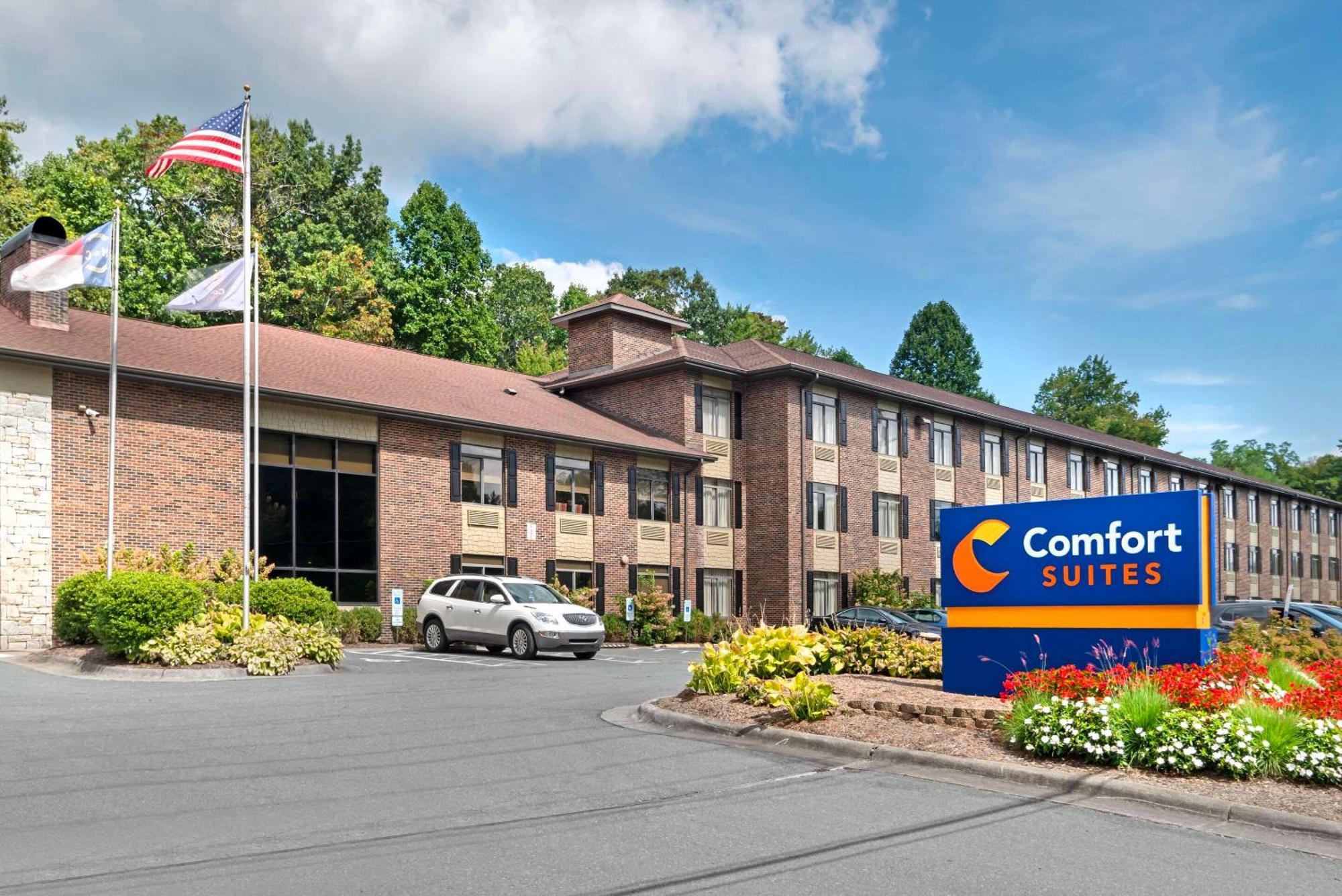 Comfort Suites Boone - University Area Extérieur photo